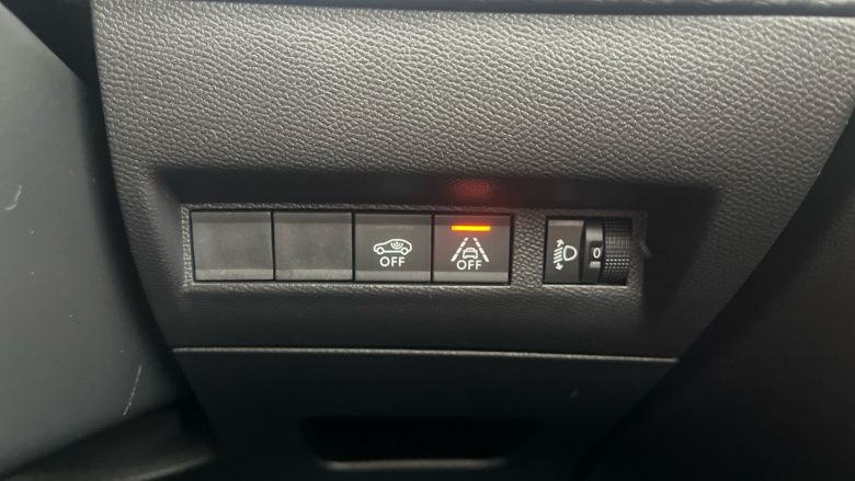 Peugeot 208 1.2 PureTech 100 Allure 5dr Petrol Hatchback